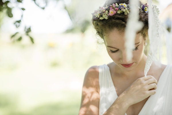 Claudia Heller Bridal Couture. Photography Stefan Mays via Wedding Blog Humming Heartstrings (33)