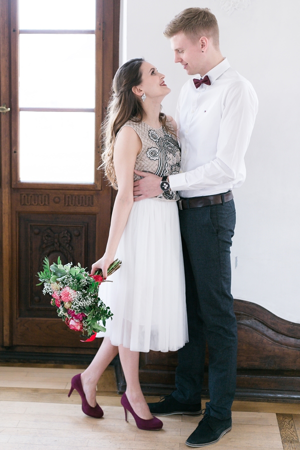 Red and White LOVE Styled Shoot_Photography Gloria LeNeuff as seen on Wedding Blog Humming Heartstrings (50)